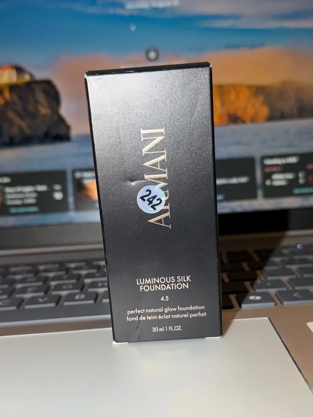 Giorgio Armani Luminous Silk Foundation